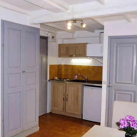 Studio Avec Vue Sur La Ville A Hyeres A 5 Km De La Plage アパート